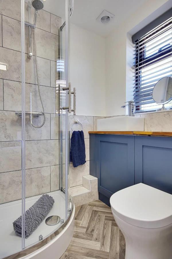 Apartamento Windham Mews - Stunning Flat In Seaside Town Bournemouth Exterior foto